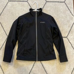 Colombia Omnishield women’s coat. Excellent condition! Smoke free pet free home!